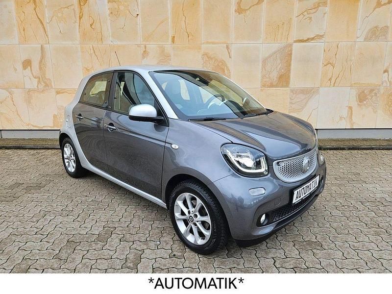 Silber Gebraucht 2017 Smart ForFour Limousine | 12.490 € (Fairer Preis) - Bild 1/4