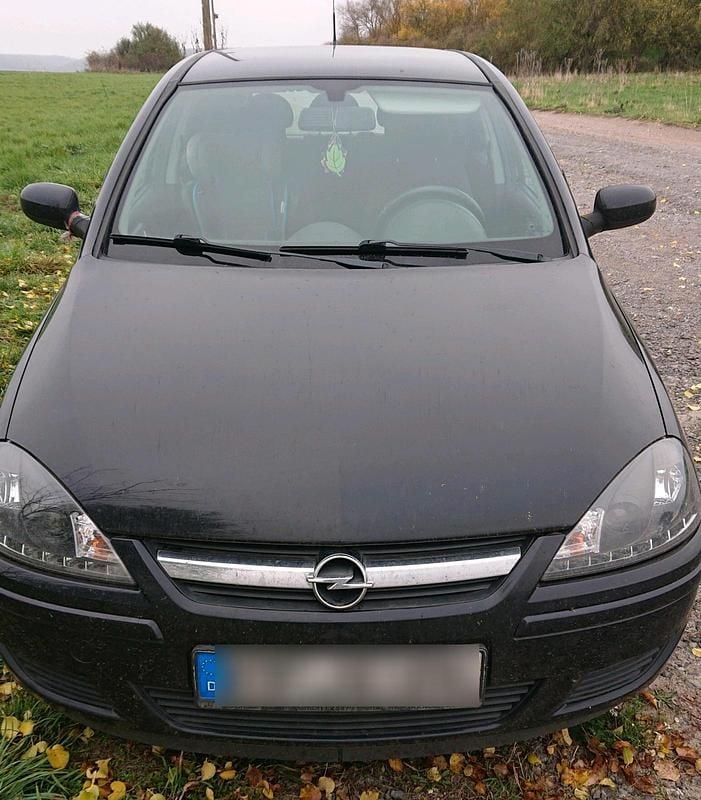 Schwarz Gebraucht 2005 Opel Corsa Kleinwagen | 300 € (Guter Preis) - Bild 1/4