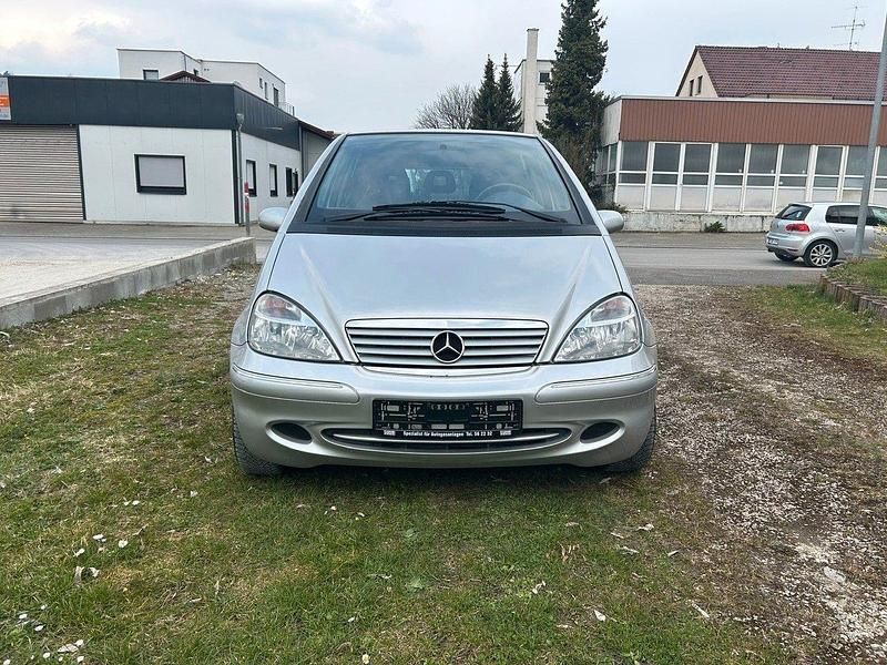 Gebraucht Mercedes A140 Elegance 82 PS (60 kW) 2001 Silber Limousine