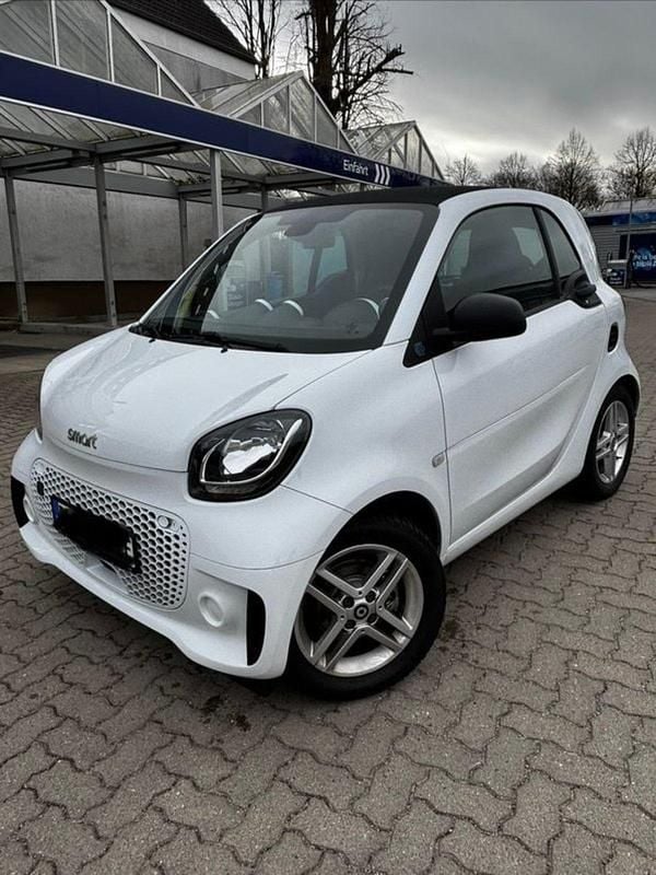 Gebraucht Smart ForTwo Coupé 60 kW (82 PS) 2021 Weiß Kleinwagen