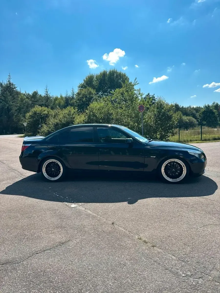 Gebraucht BMW 525 177 PS (130 kW) 2005 Limousine