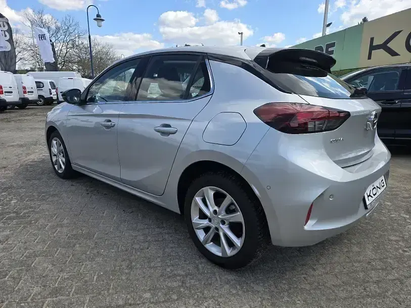 Gebraucht Opel Corsa Elegance 101 PS (74 kW) 2023 Kristall silber Kleinwagen