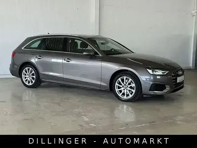 Gebraucht Audi A4 Advanced 136 PS (100 kW) 2021 Grau Kombi