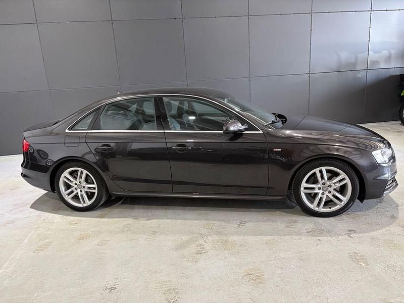 Gebraucht Audi A4 S-Line 224 PS (164 kW) 2013 Grau Limousine
