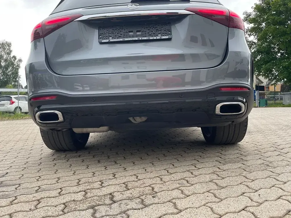 Gebraucht Mercedes GLE450 AMG 367 PS (269 kW) 2024 Grau SUV