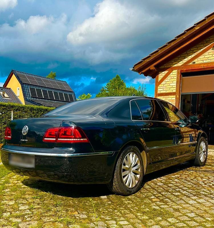 Usata VW Phaeton 240 CV (176 kW) 2013 Nero Berlina