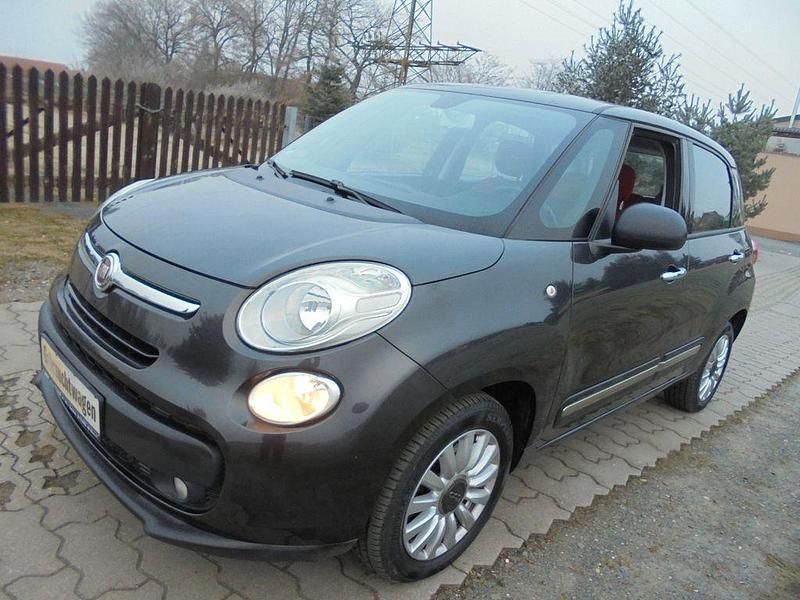 Grau Gebraucht 2014 Fiat 500L Pop Star Van / Kleinbus | 6.999 € (Fairer Preis) - Bild 1/4