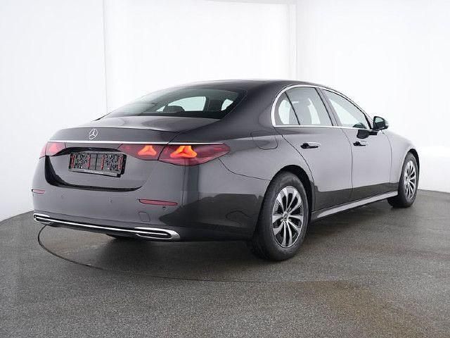 Gebraucht 2024 Mercedes E200 | 43.802 € (Superpreis) - Bild 1/4