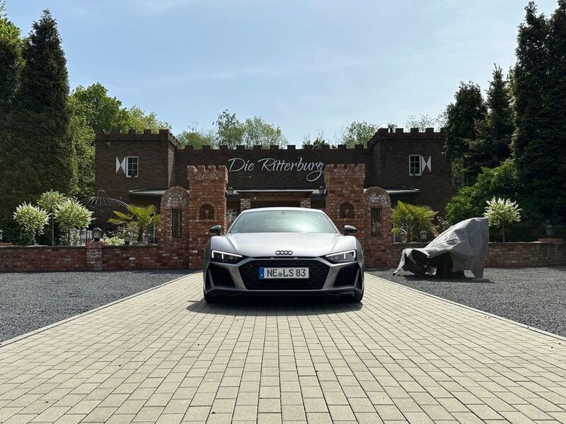 Gebraucht 2023 Audi R8 Coupé Performance Coupé | 159.900 € - Bild 1/4