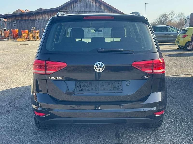 Gebraucht VW Touran 110 PS (80 kW) 2015 Deep black perleffekt Van / Kleinbus