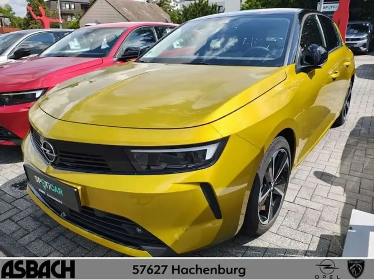 Gebraucht Opel Astra Elegance 181 PS (133 kW) 2023 Gelb Kleinwagen