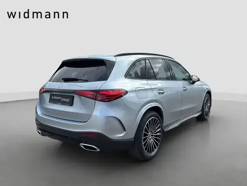 Gebraucht Mercedes GLC220 Night 197 PS (144 kW) 2026 Metalliclack hightechsilber SUV
