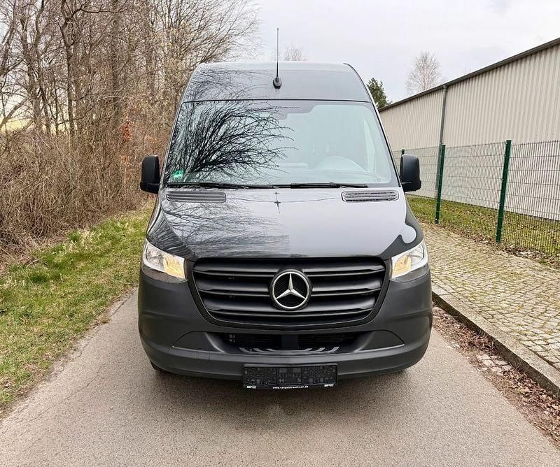 Gebraucht Mercedes Sprinter 150 PS (110 kW) 2021 Grau Van