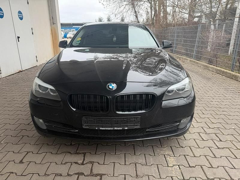 Gebraucht BMW 525 2011 Schwarz Limousine