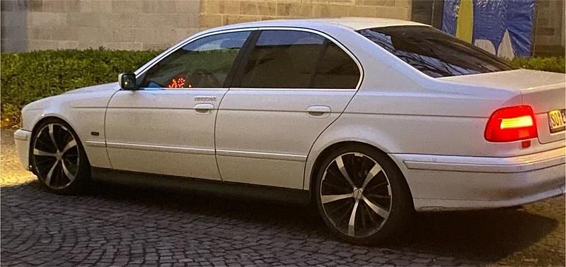 Gebraucht BMW 520 Basis 170 PS (125 kW) 2001 Weiß Limousine