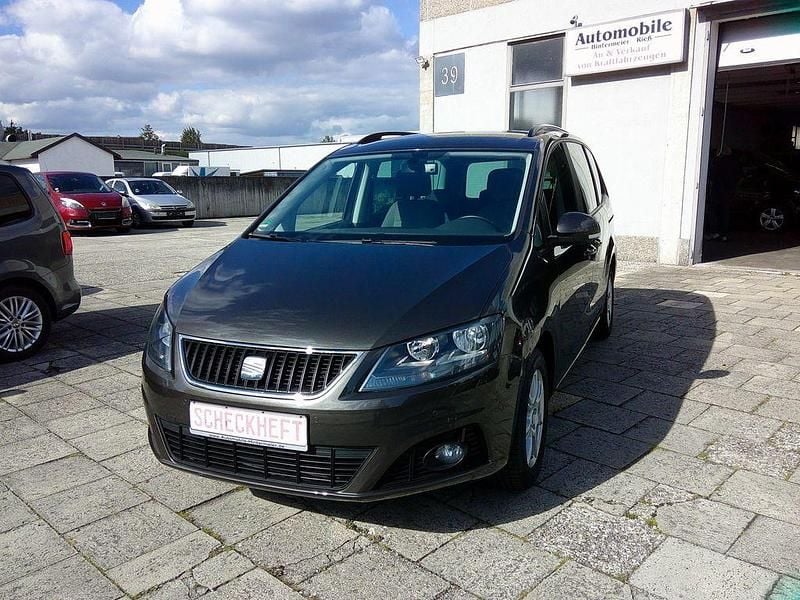 Oak braun Gebraucht 2015 Seat Alhambra Style Van / Kleinbus | 12.690 € (Guter Preis) - Bild 1/4