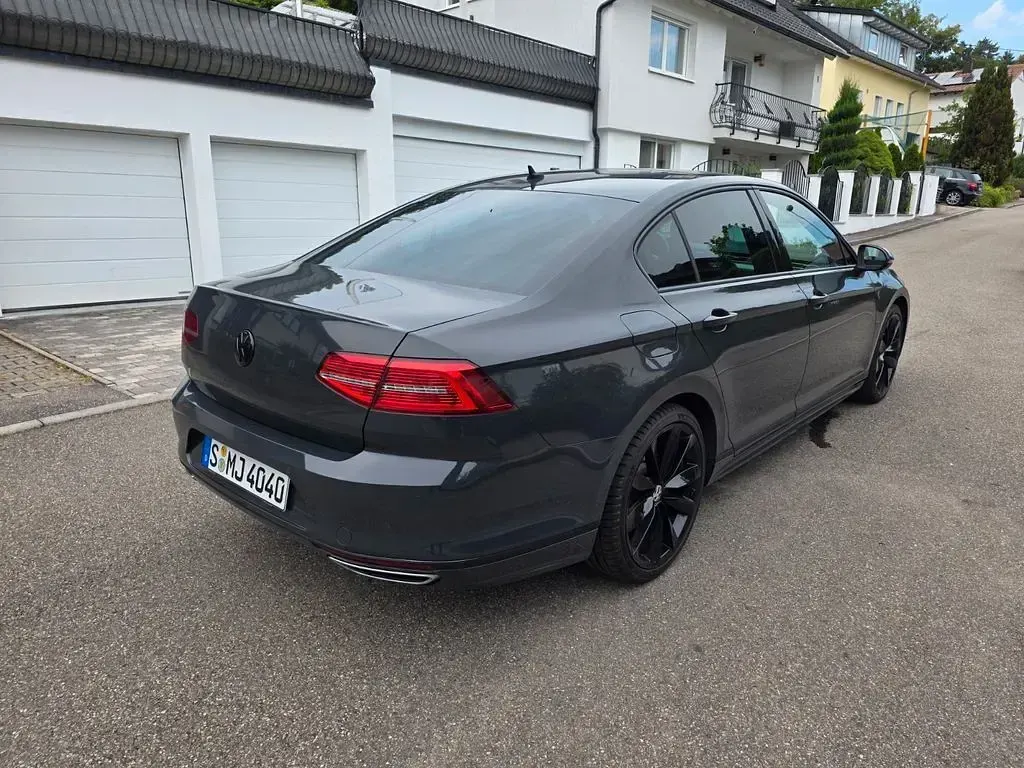Gebraucht VW Passat R-line 220 PS (161 kW) 2015 Grau Limousine
