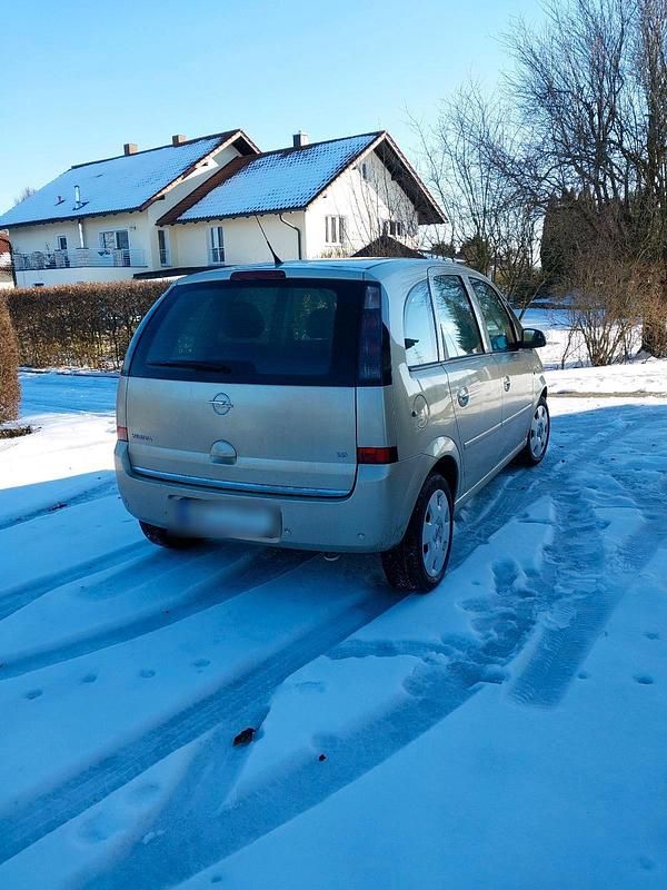 Gebraucht Opel Meriva 105 PS (77 kW) 2008 Gold Van / Kleinbus