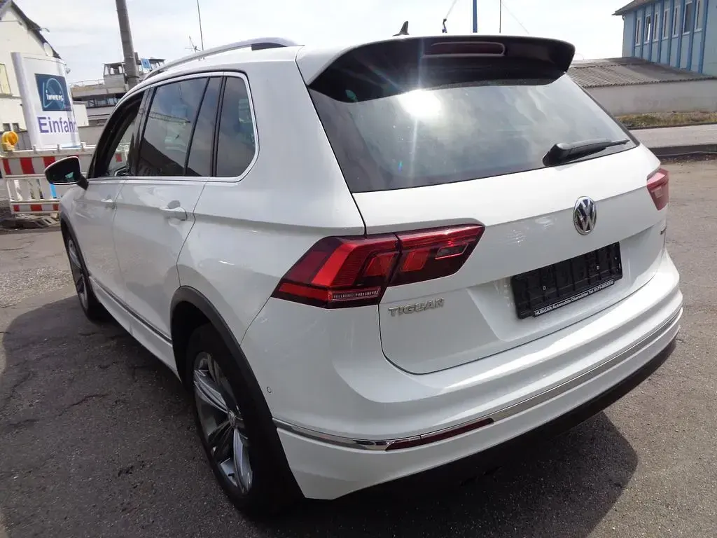 Gebraucht VW Tiguan Sound 179 PS (131 kW) 2018 Weiß SUV