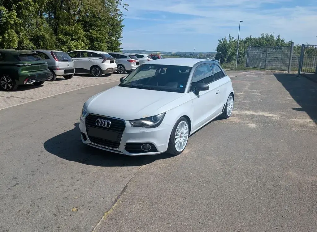 Gebraucht Audi A1 Ambition 143 PS (105 kW) 2012 Weiß Kleinwagen