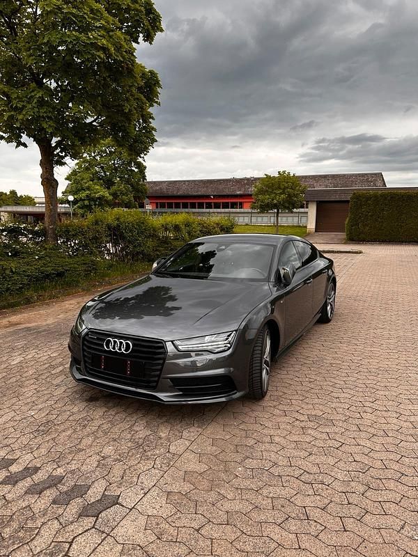 Grau Gebraucht 2014 Audi A7 Competition Kleinwagen | 21.900 € (Guter Preis) - Bild 1/4