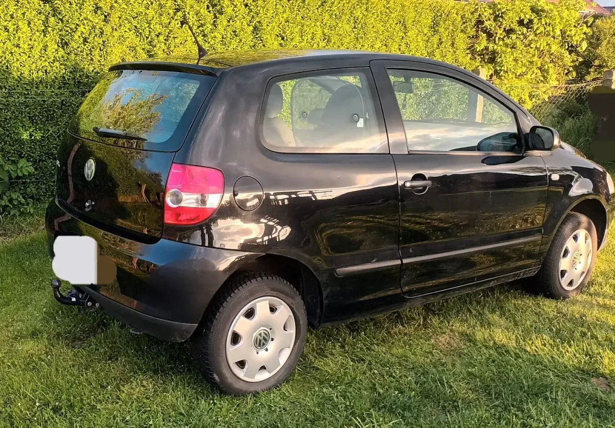 Używany VW Fox 54 KM (39 kW) 2006 Czarny Hatchback