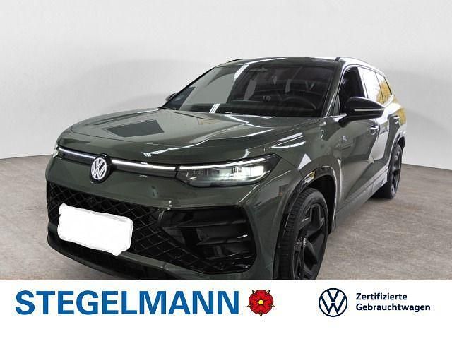 Cipressinogrün metallic Gebraucht 2025 VW Tayron Style SUV | 51.590 € (Superpreis) - Bild 1/4