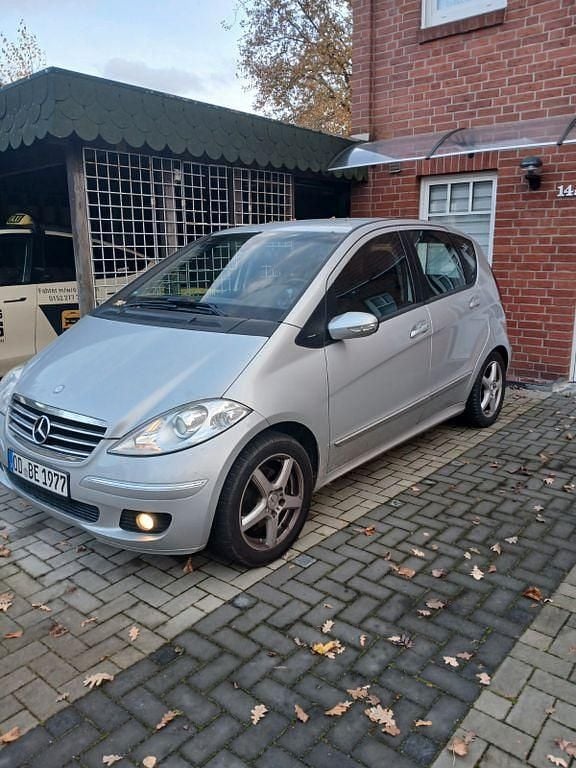Gebraucht Mercedes A180 Avantgarde 109 PS (80 kW) 2006 Silber Van / Kleinbus