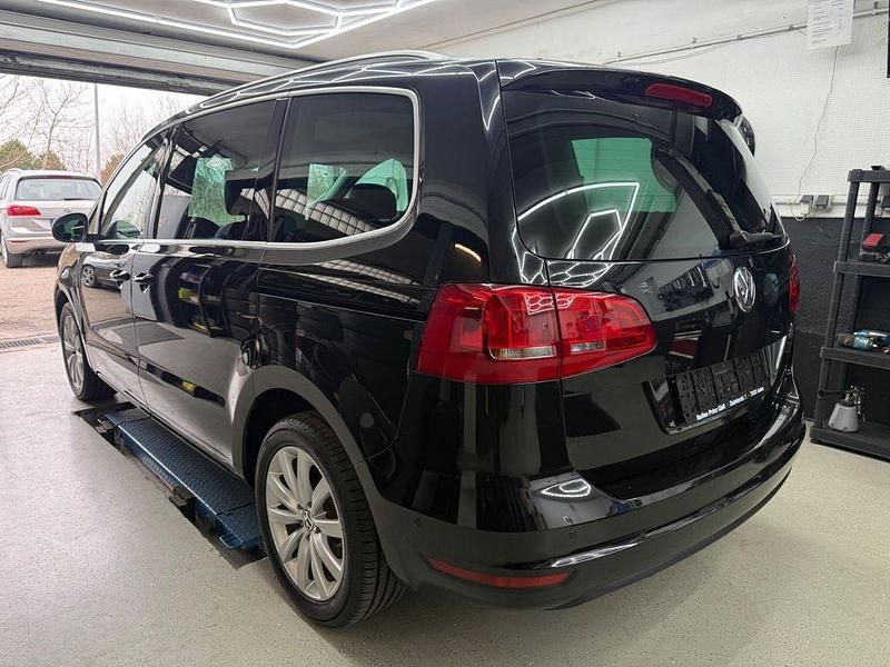 Gebraucht VW Sharan Highline 177 PS (130 kW) 2015 Schwarz Van / Kleinbus