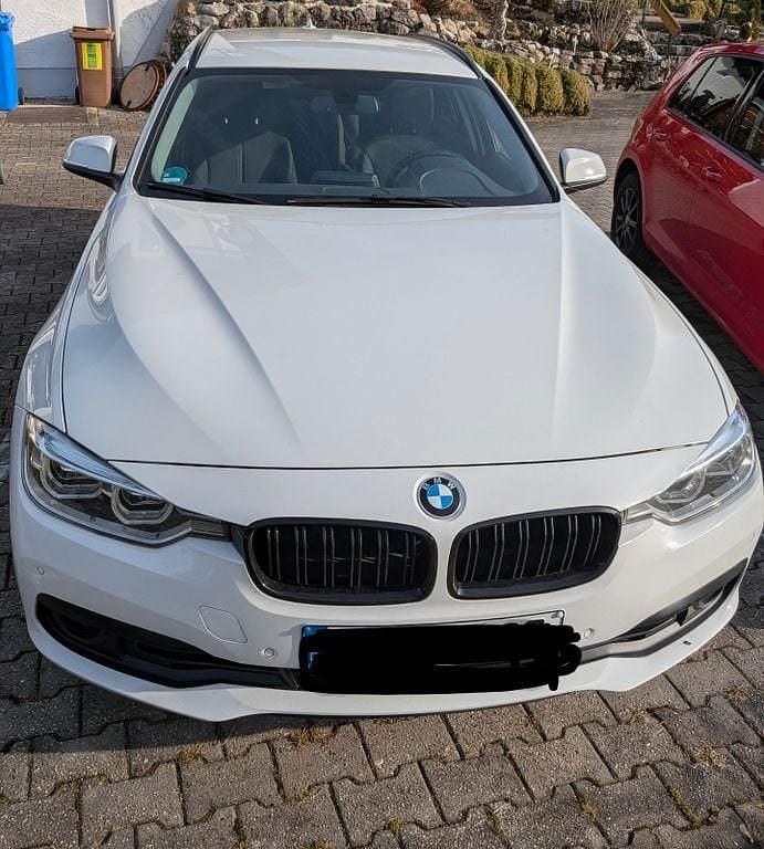 Gebraucht BMW 320 Advantage 184 PS (135 kW) 2017 Kombi