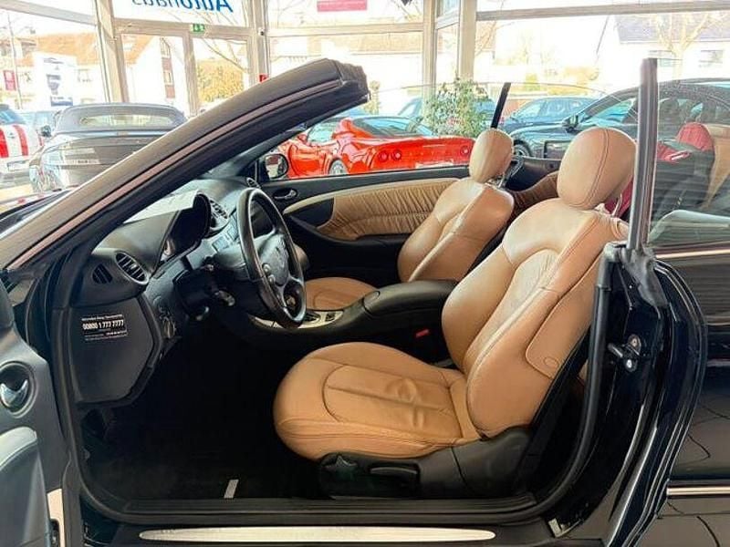Gebraucht Mercedes CLK280 231 PS (169 kW) 2007 Schwarz Cabrio