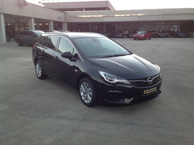 Usado Opel Astra Elegance 122 HP (89 kW) 2021 Preto Carrinha