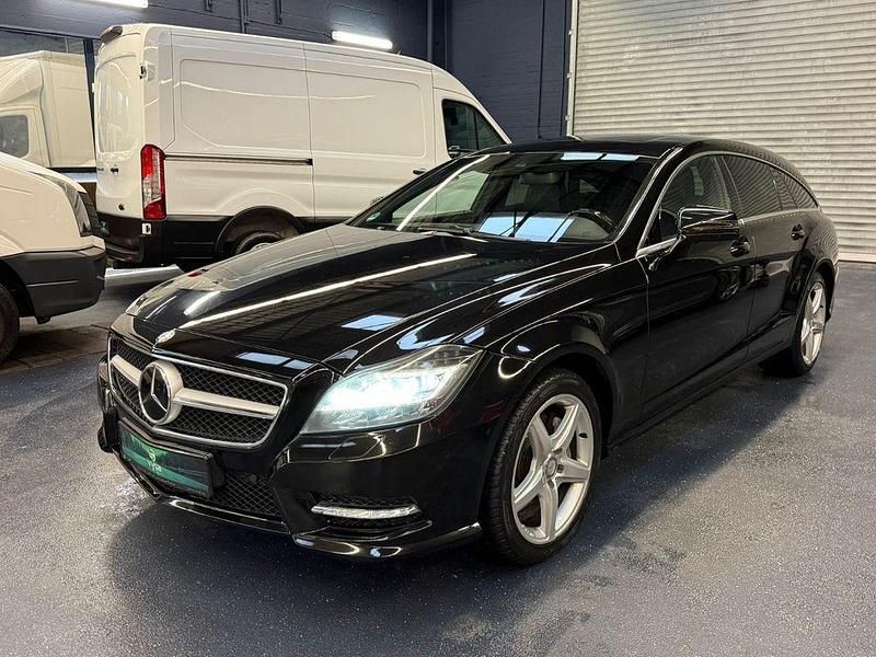 Gebraucht Mercedes CLS350 Shooting Brake 265 PS (194 kW) 2014 Schwarz Kombi