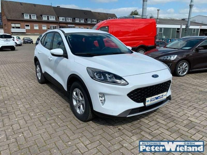 Gebraucht Ford Kuga Cool & Connect 152 PS (111 kW) 2024 Frostweiß SUV