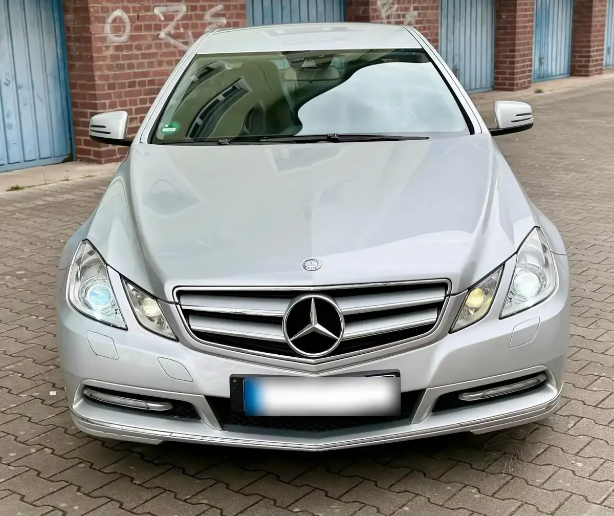 Second-hand Mercedes E250 204 CP (150 kW) 2011 Argintiu Coupe