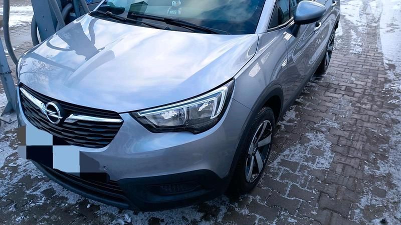 Grau Gebraucht 2020 Opel Crossland SUV | 13.500 € (Fairer Preis) - Bild 1/4