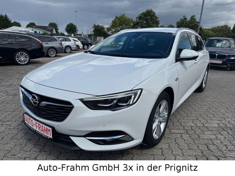 Weiß Gebraucht 2019 Opel Insignia Business Innovation Kombi | 16.490 € (Fairer Preis) - Bild 1/4