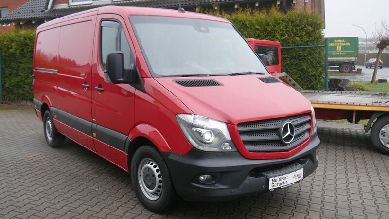 Jupiterrot Gebraucht 2017 Mercedes Sprinter Van | 24.900 € (Teuer) - Bild 1/4