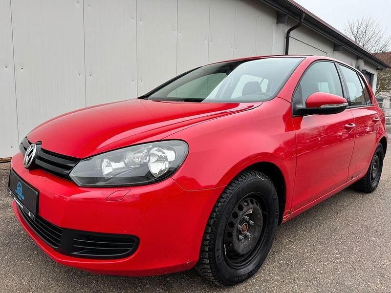 Gebraucht VW Golf VI Trendline 80 PS (58 kW) 2009 Rot Kleinwagen