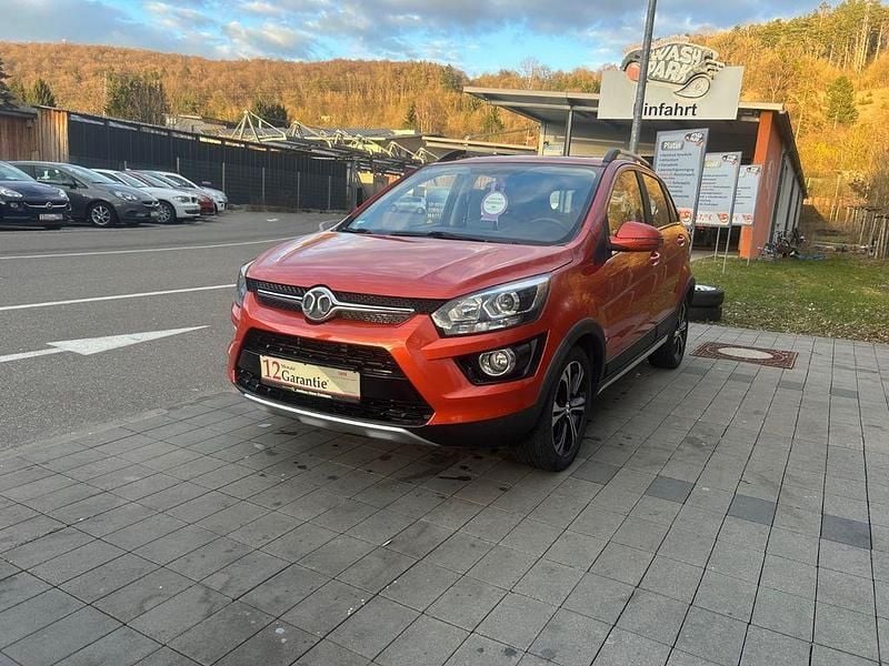 Gebraucht Baic X25 2017 Orange SUV