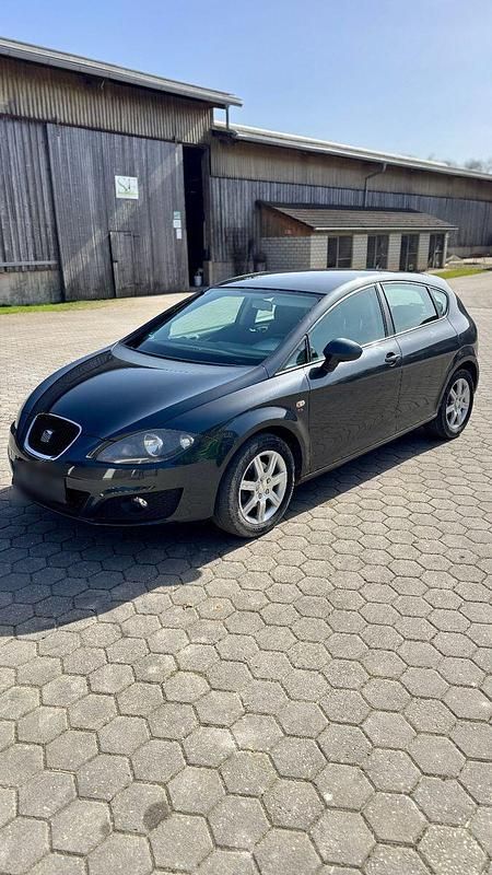 Gebraucht Seat Leon Style 125 PS (91 kW) 2011 Grau Kleinwagen