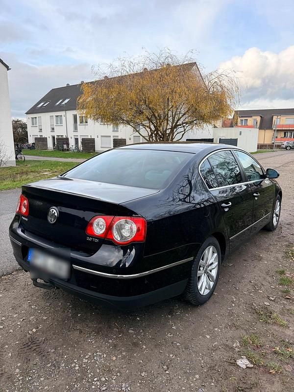 Gebraucht VW Passat 140 PS (102 kW) 2007 Schwarz Limousine