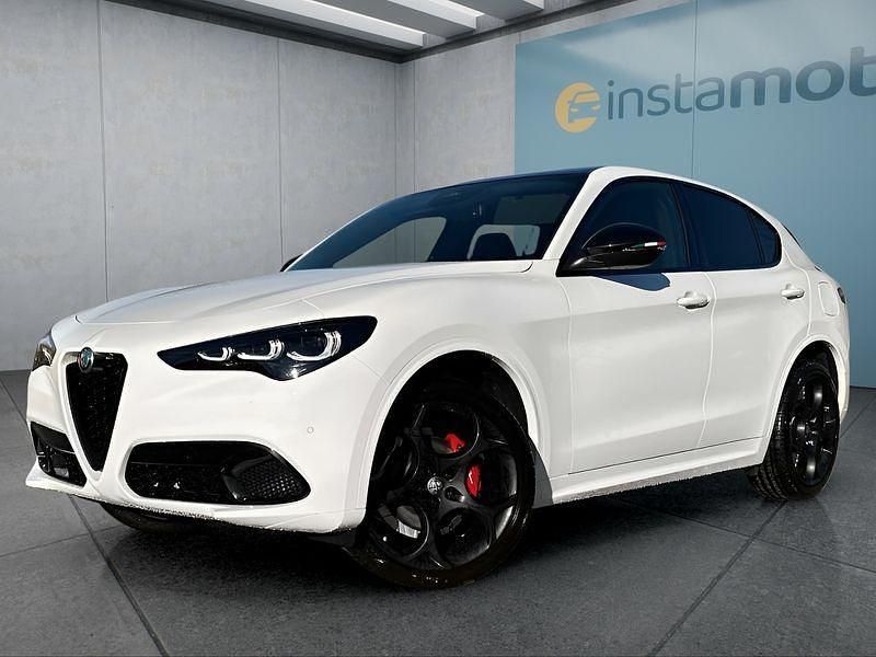 Weiß Gebraucht 2025 Alfa Romeo Stelvio SUV | 67.449 € - Bild 1/4
