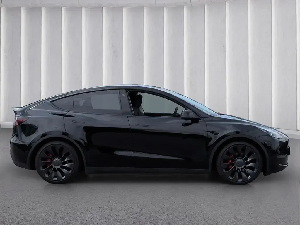 Gebraucht Tesla Model Y Performance 392 kW (534 PS) 2022 Schwarz SUV
