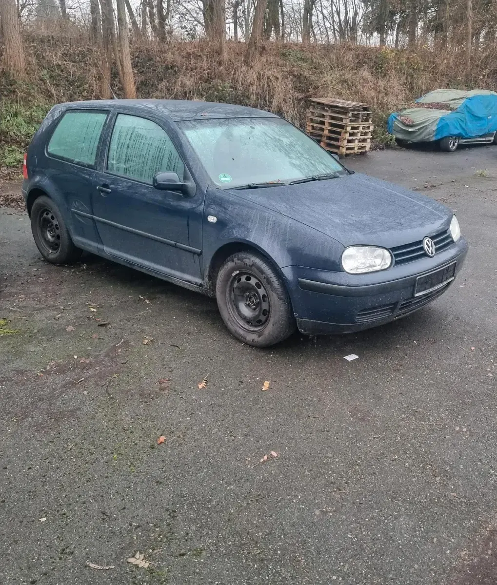 Gebraucht VW Golf IV 75 PS (55 kW) 2002 Kleinwagen