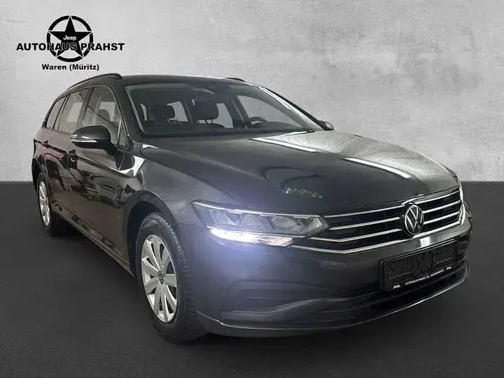 Gebraucht VW Passat Business 122 PS (89 kW) 2023 Kombi