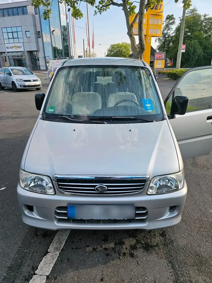 Gebraucht Daihatsu Move 55 PS (40 kW) 2002 Silber Van / Kleinbus