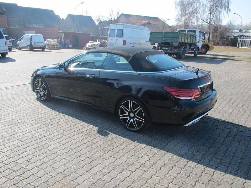 Gebraucht Mercedes E400 AMG 333 PS (244 kW) 2014 Schwarz Cabrio