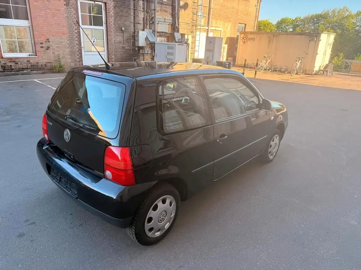Gebraucht VW Lupo 50 PS (36 kW) 2001 Schwarz Kleinwagen