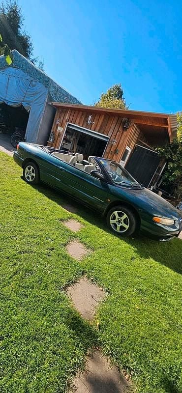 Grün Gebraucht 1997 Chrysler Stratus Cabrio | 3.500 € (Teuer) - Bild 1/4